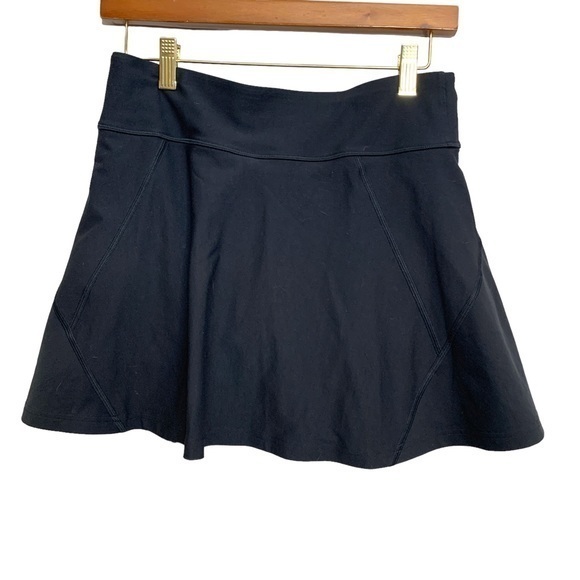 Under Armour Pants - Under Armour Shorts‎ with Skirt Black Size Medium